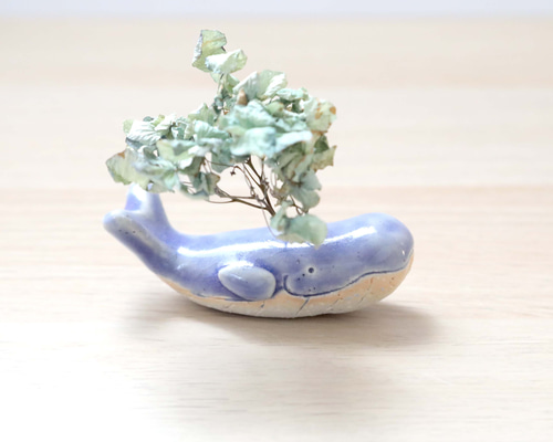 クジラの花挿しオブジェ 海のブルー ＊ ドライフラワー付き 一輪挿し
