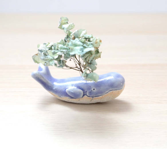 クジラの花挿しオブジェ 海のブルー ＊ ドライフラワー付き 一輪挿し