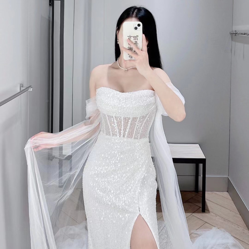 新作！セクシー 抜群のおしゃれ見え 美しい花レース ウェディング