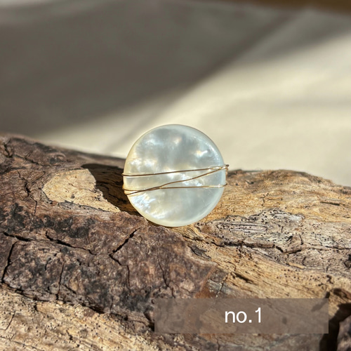 高品質SS級マザーオブパール15mm白蝶貝/SV925にK18厚塗りコーティング 白蝶貝 マザーオブパール リング 真珠の母貝 14KGF 1点モノ サイズ