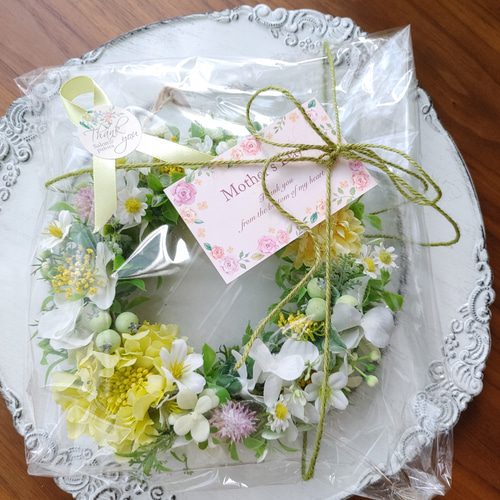 10月誕生花✨ガーベラハーフリース♡ 花言葉『感謝』『希望