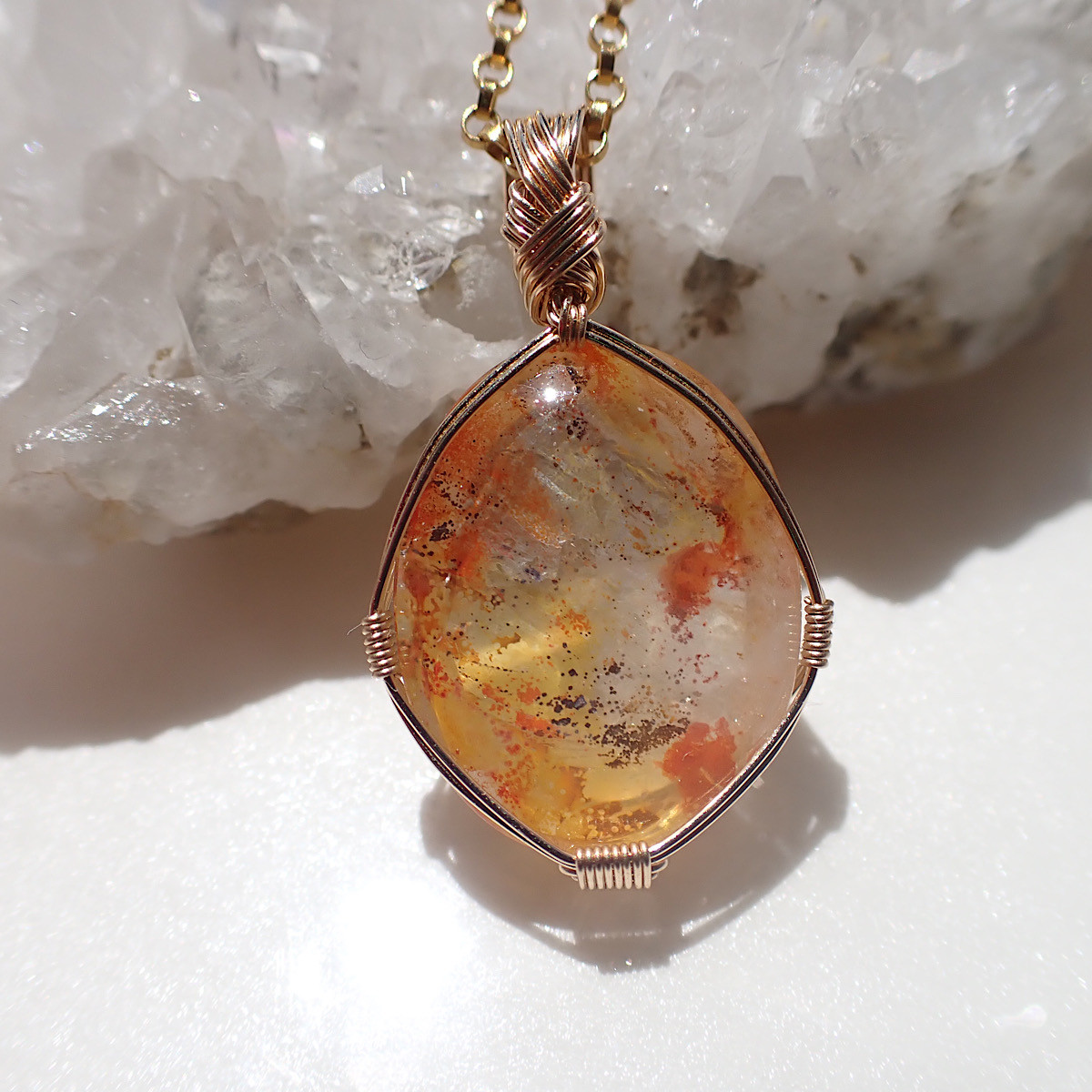 女神巻き®︎リモナイトインクオーツのペンダントトップ