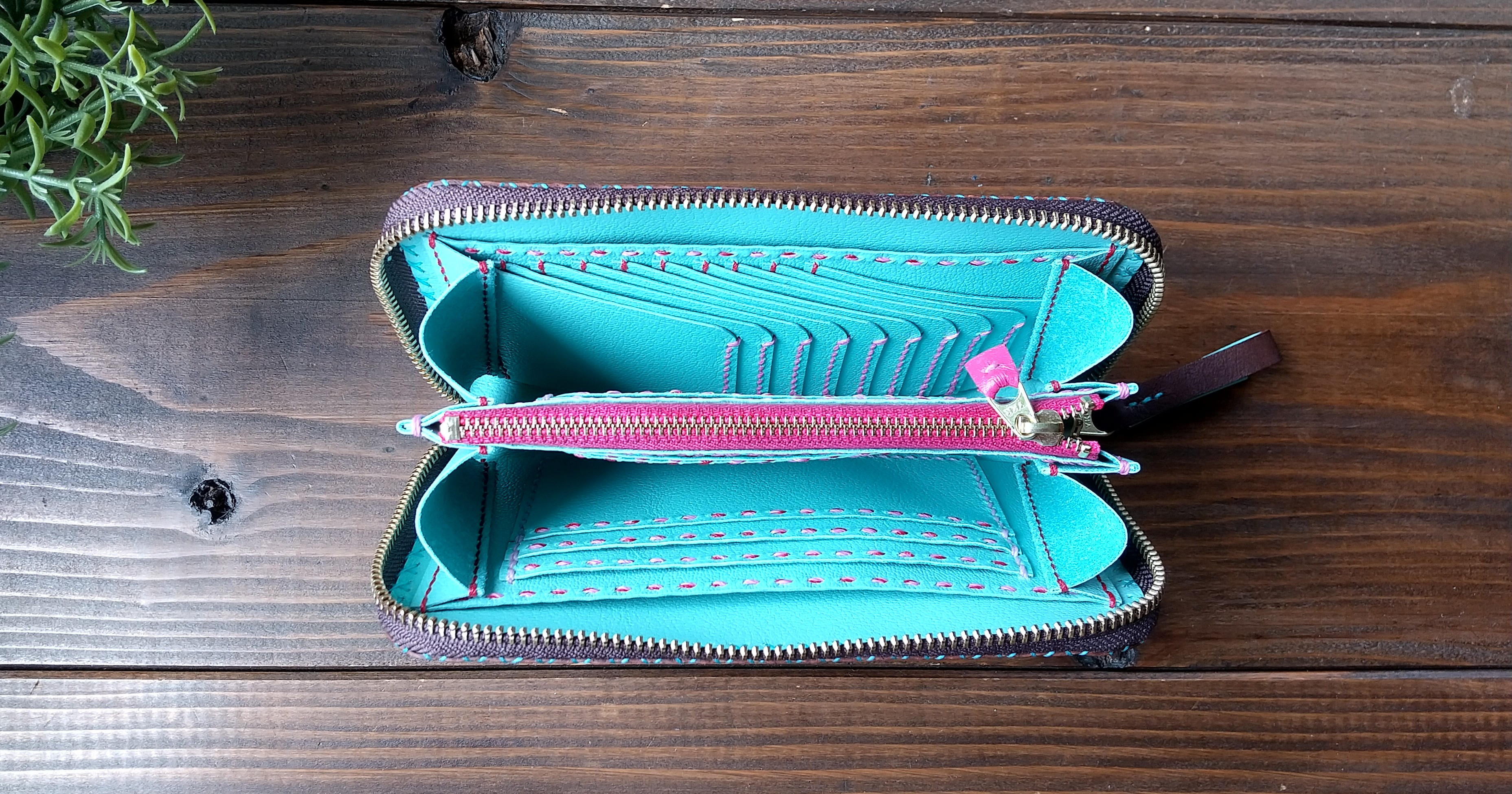 小さな長財布　いろんなポケット（チョコミント）