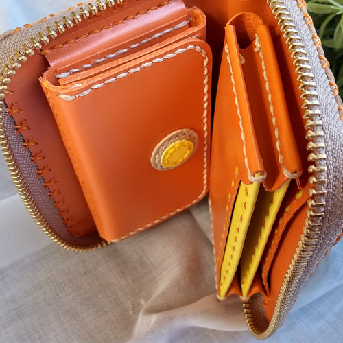 1万円札を折らない最小お財布(グレージュとオレンジ) その他ミニ財布