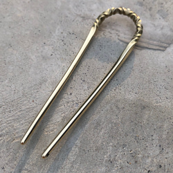 brass curved pattern small hair stick かんざし ヘアスティック 受注生産品 2枚目の画像