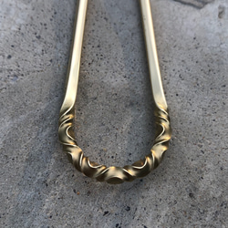 brass curved pattern small hair stick かんざし ヘアスティック 受注生産品 3枚目の画像