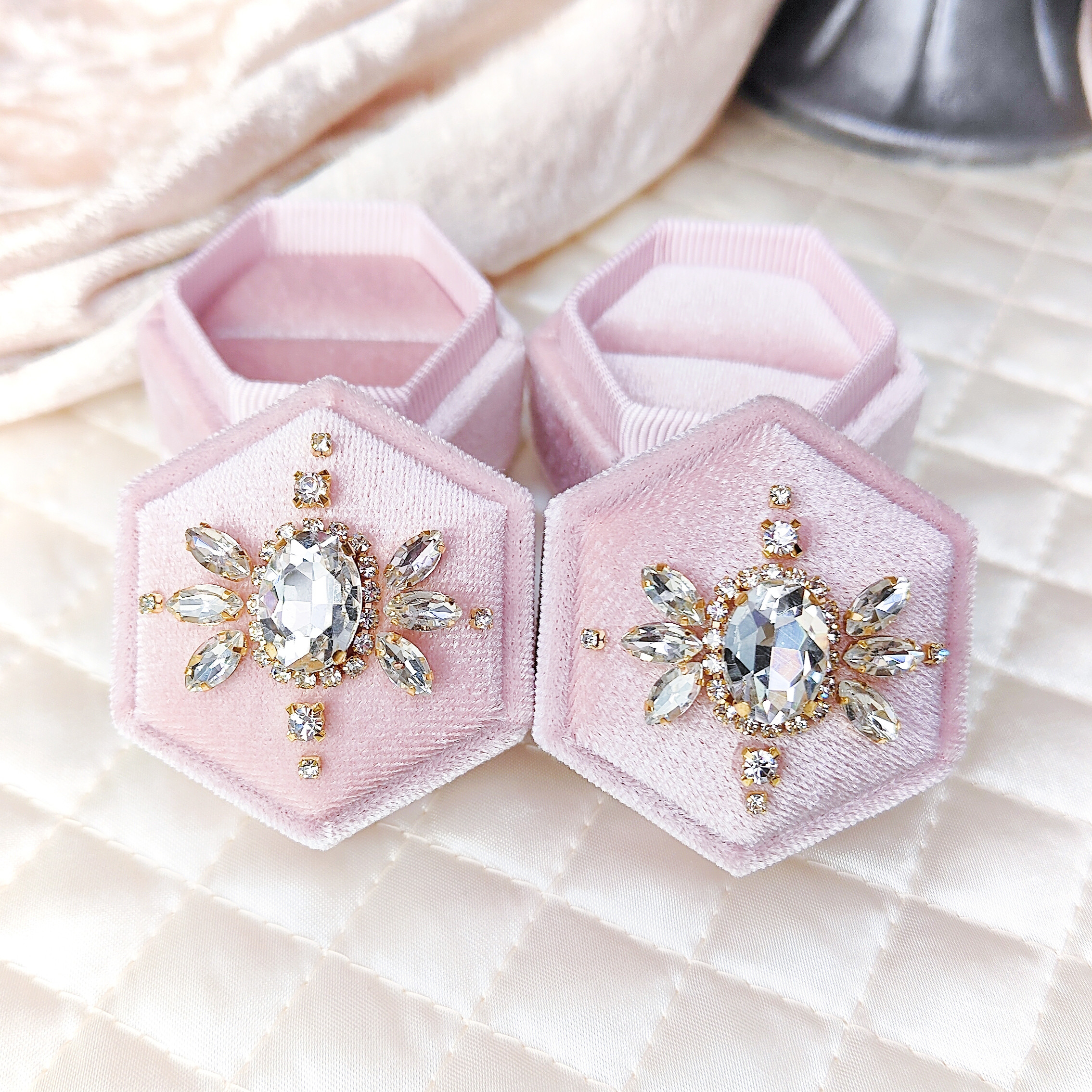 ピンクコーラルピアス ケース・箱付き ブルガリブルガリ 美品