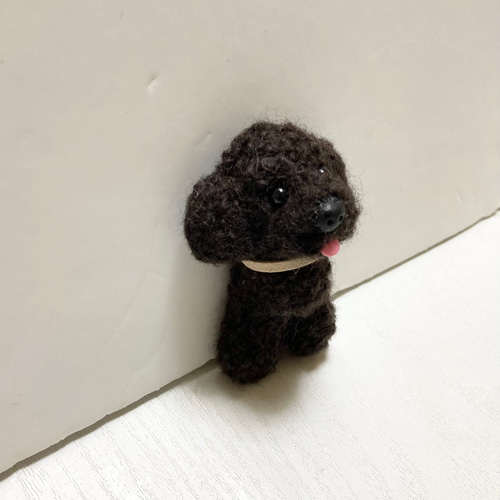 羊毛フェルトトイプードル ブローチ 羊毛フェルトで作るトイプードルブローチの作り方☆ - YouTube