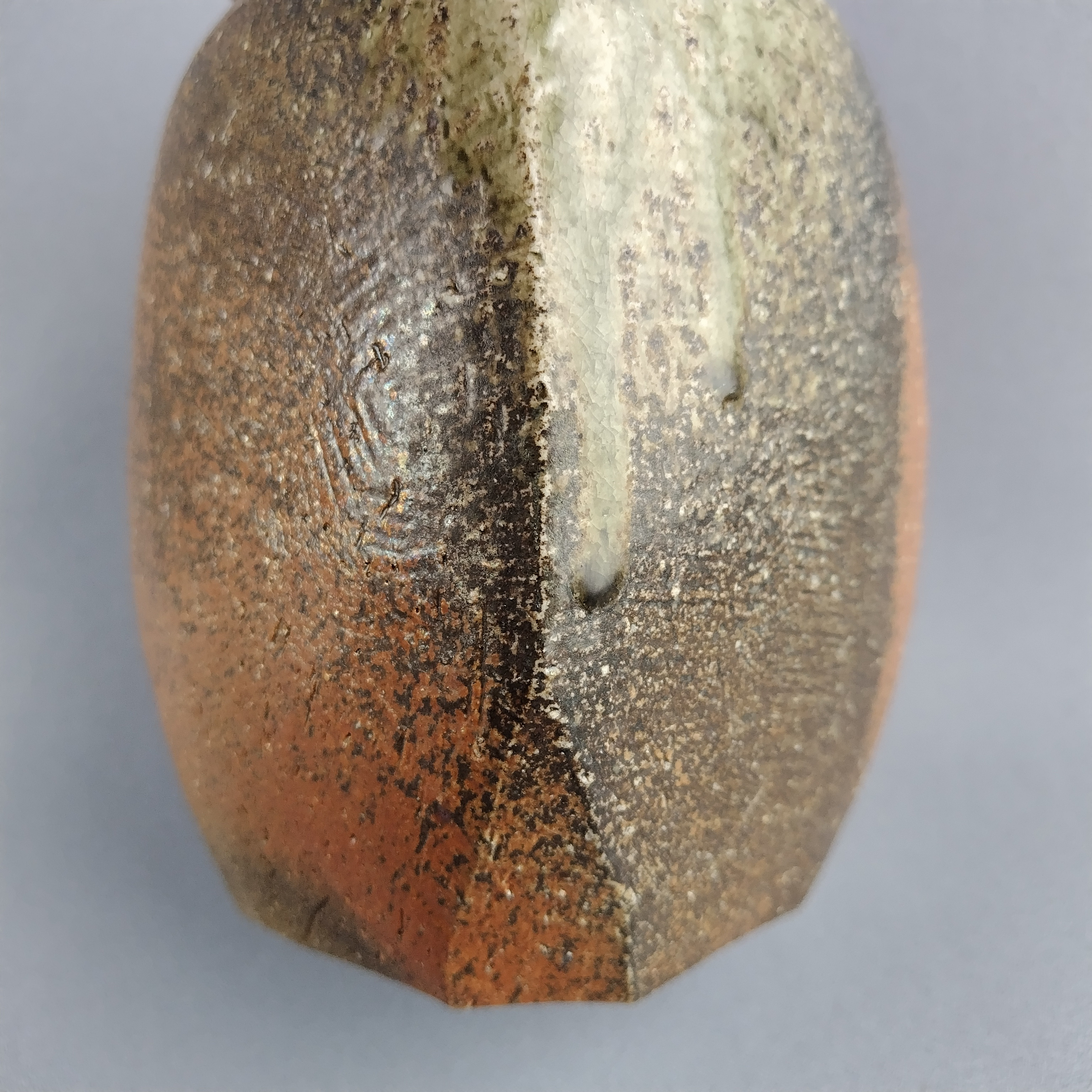 花入れ　焼締め　薪窯　【商品番号：00508】