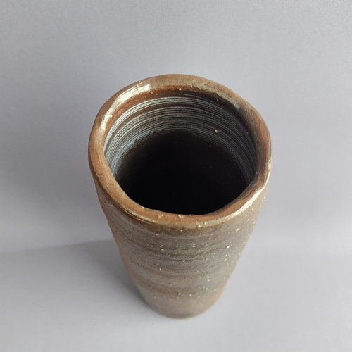 花入れ 焼締め 薪窯 【商品番号：00509】 一輪挿し・花瓶・花器