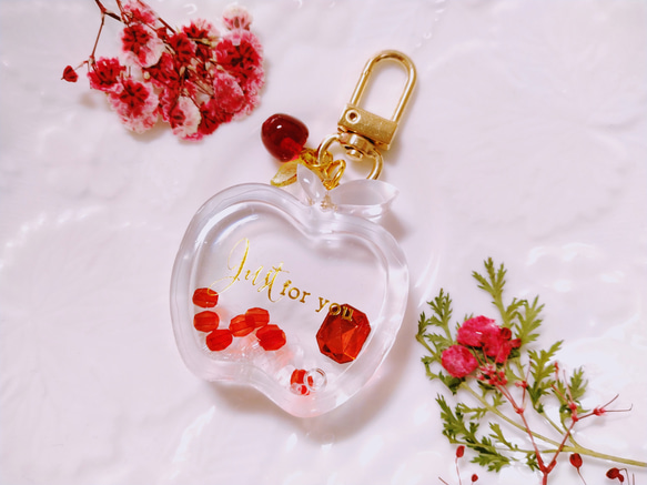 透明感抜群のりんごシェイカーキーホルダー 【1点物】 その他