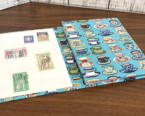 手製本のストックブック（切手ホルダー）＊紙小物の収納にも！[三つ折