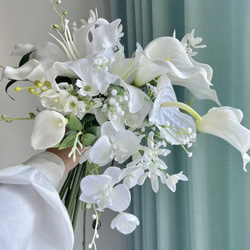 カサブランカリリー胡蝶蘭カラーリリーのブーケ ウェディングブーケ