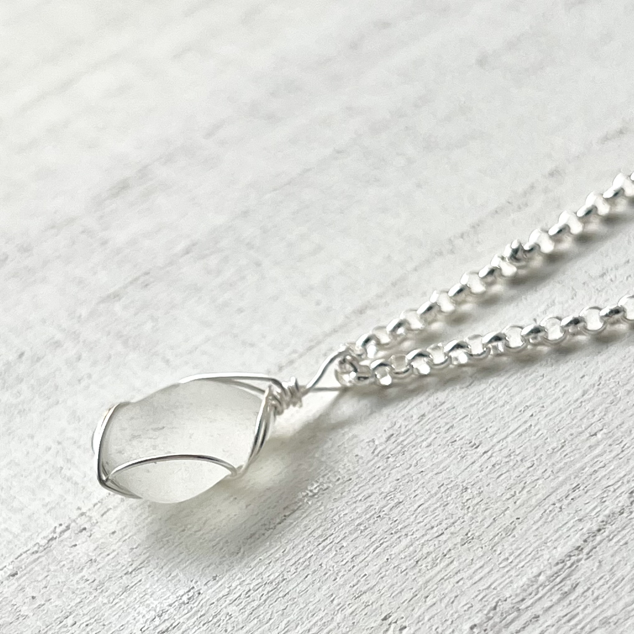 《Silver925》ホワイトシーグラスのネックレス