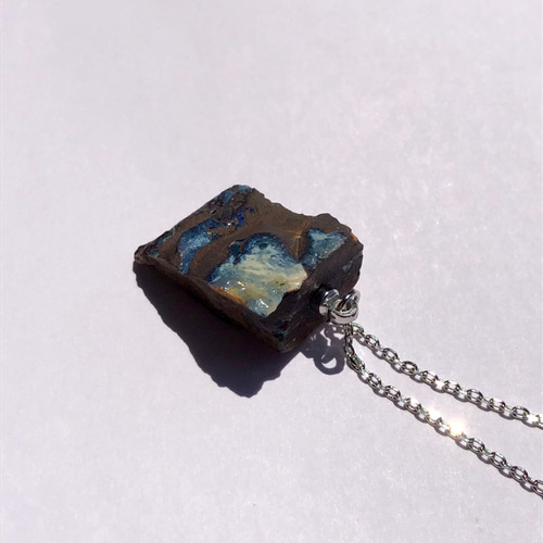 一点もの】 ボルダーオパール 原石 ロングネックレス 鉱物 天然石  