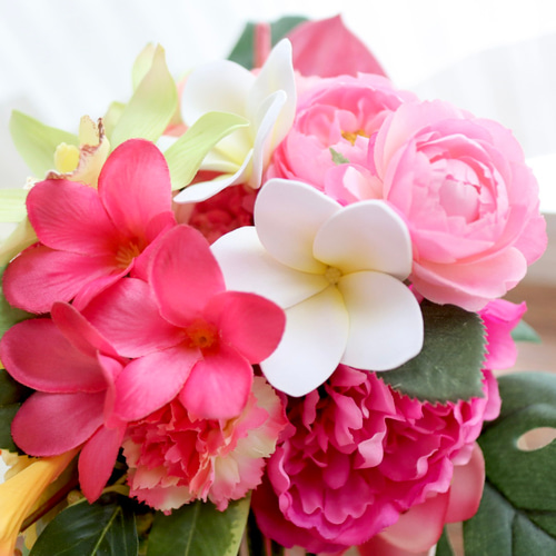 プルメリア　ウェディングブーケリゾートブーケ　ブートニア付き 楽天市場】ブーケ 造花 プルメリア ロア ホワイト ラウンドブーケ