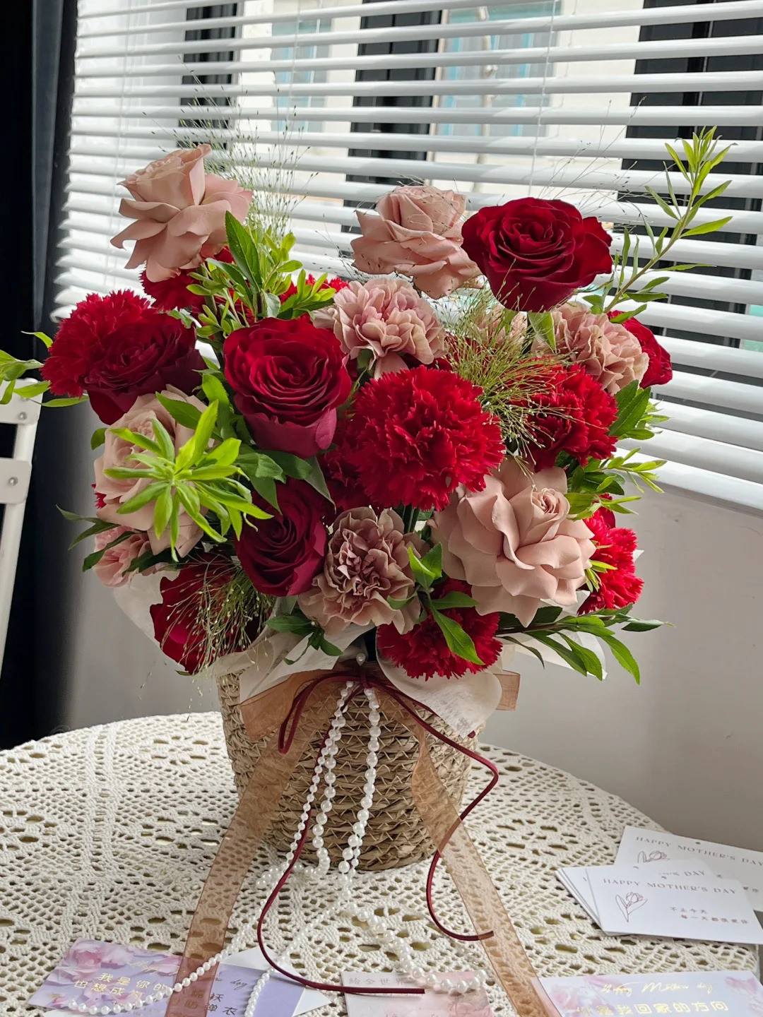 生花    バラとカーネーションの組み合わせ