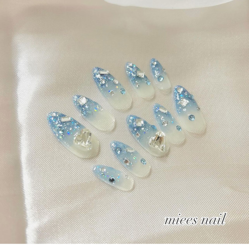 【オーダー】ネイルチップ　マーブル水彩ネイル韓国ワンホンキラキラ　グラデーション 夏ネイル キラキラ ブルーグラデーション ワンホン ネイルチップ