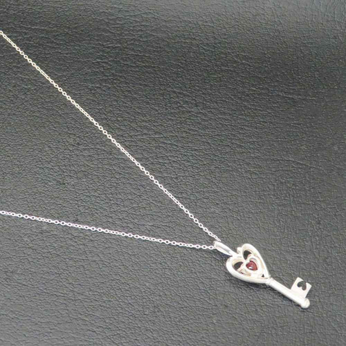 ハートキーネックレス シルバー925 ガーネット 【刻印無料