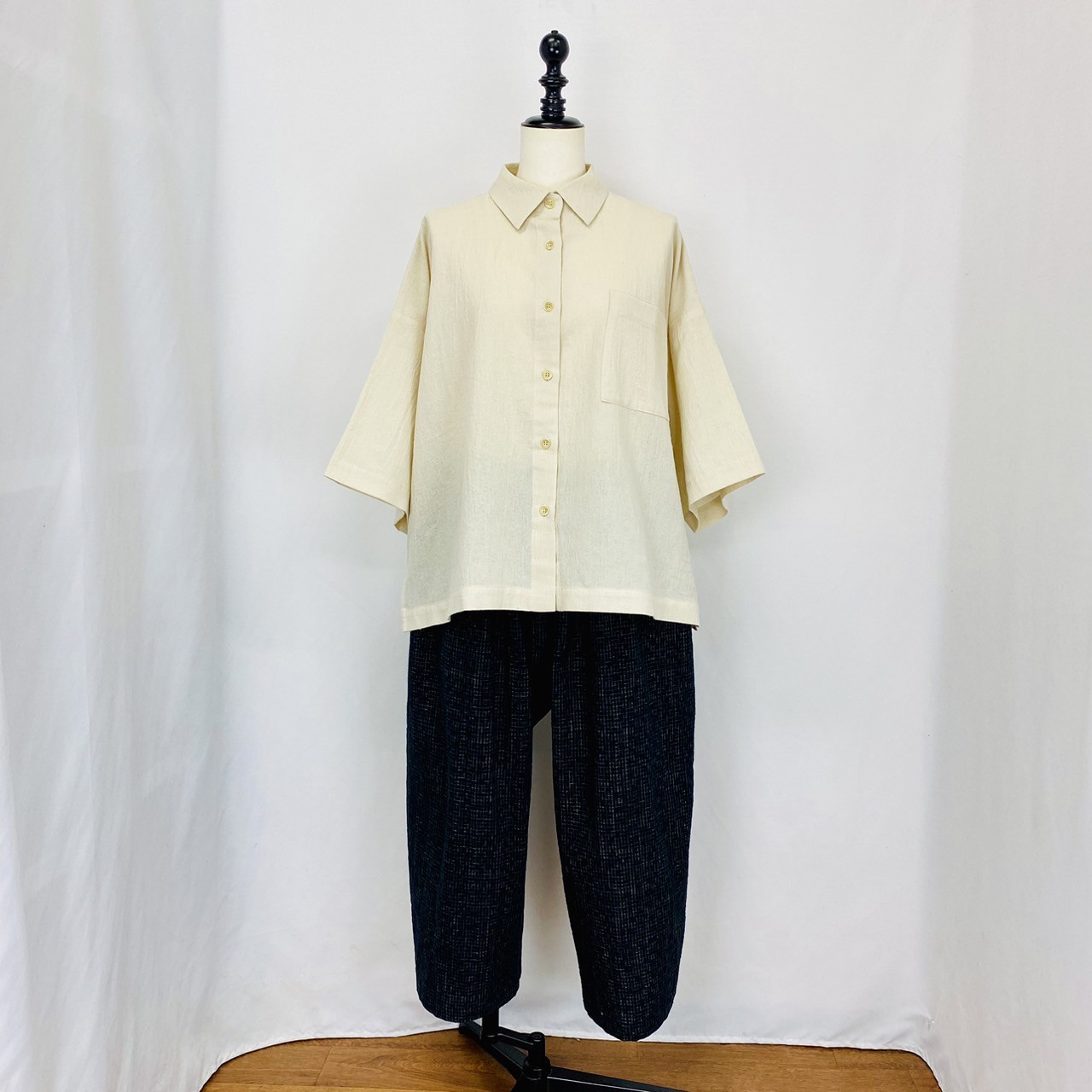 【遠州織物】ハーフスリーブシャツ アイボリー 綿シルク楊柳 オーガニックコットン 半袖 ゆったり