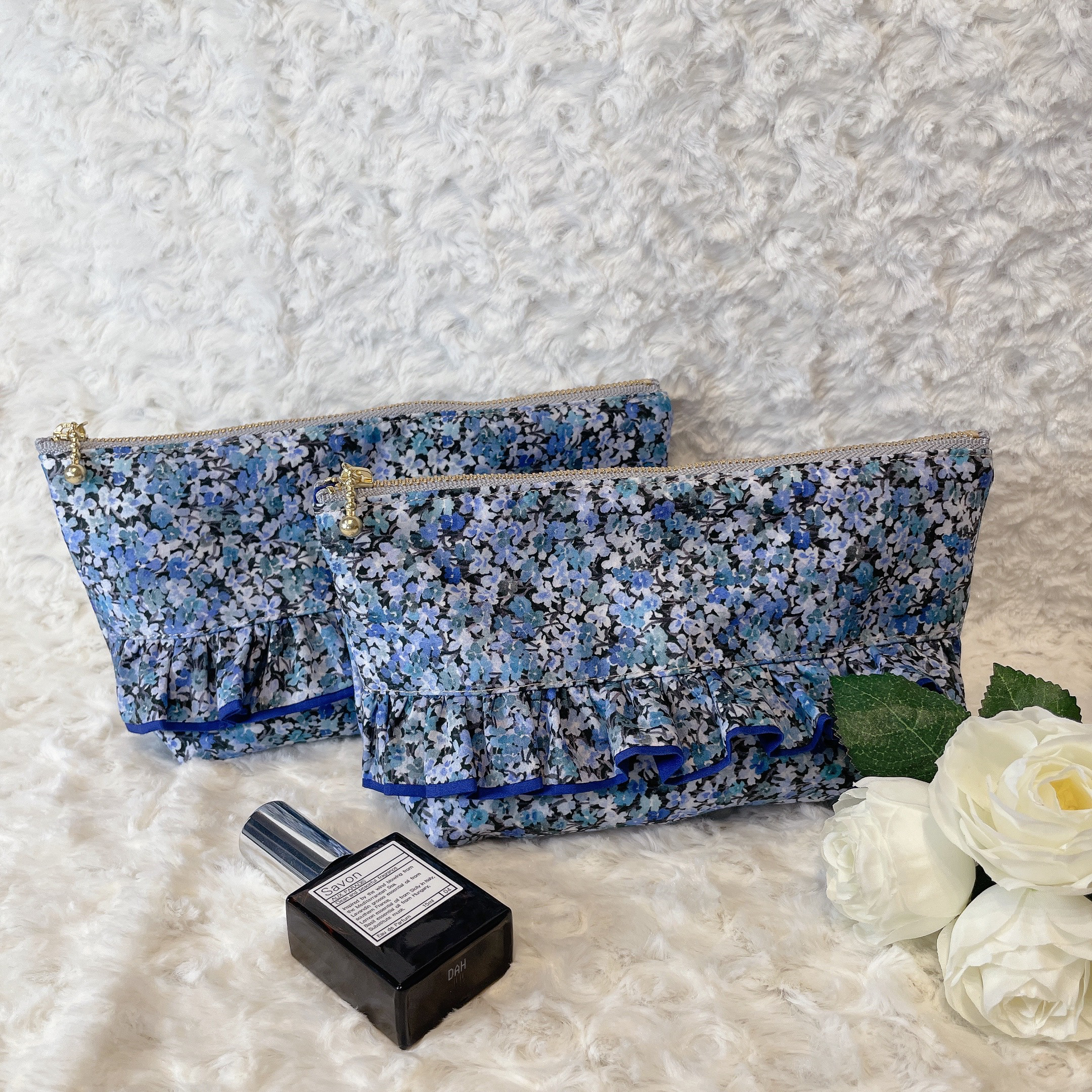 apple様オーダー★リバティ柄レッスンバック　ブルー小花