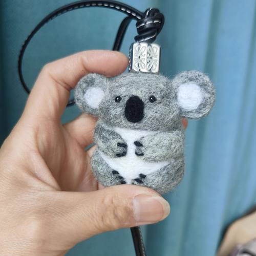 美品❤️‍❤️‍バッグチャーム 小物 コアラ コアラ キーホルダー バッグチャーム おしゃれ かわいい