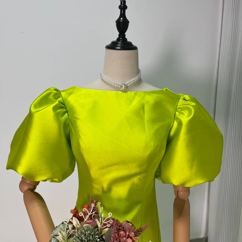 送料無料！フレンチスリーブ パーティードレス ライムグリーン  