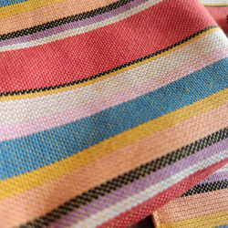 ☘*:フェアトレードのタオルハンカチ   ☘*サバンナの夕日　25㎝サイズ　エシカル製品　♡なめらかで優しい手触り♡　　 5枚目の画像