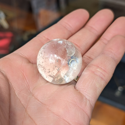 レインボークリスタル 虹入り水晶 31ミリ玉 スフィア プラス
