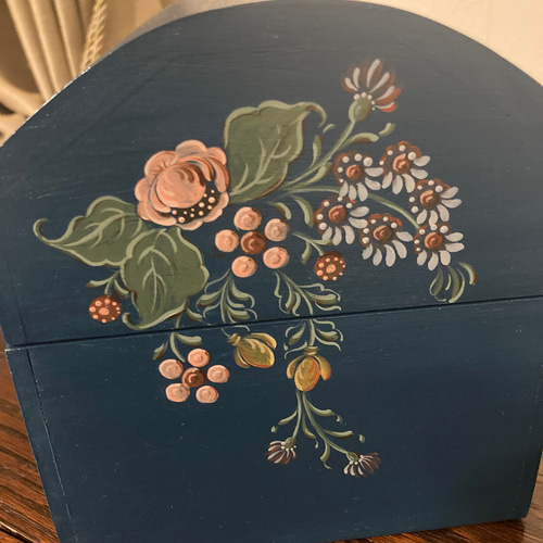 展示商品］宝石箱の様な木製小物入れ✳︎ヨーロピアンペインティング