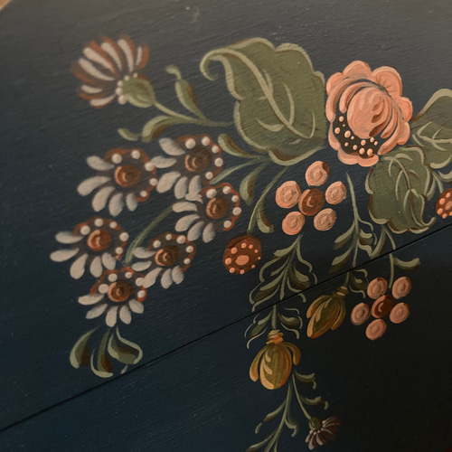 展示商品］宝石箱の様な木製小物入れ✳︎ヨーロピアンペインティング