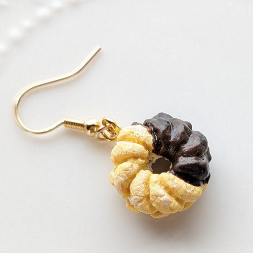 エンゼルフレンチクルーラーピアス ミニチュアフード ミニチュア