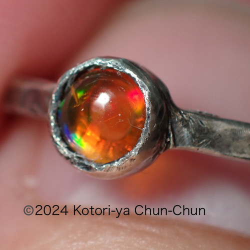 バチバチの遊色】カボションカット 天然メキシコオパール・シルバー