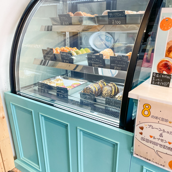 ケーキ屋さん お菓子屋さん向け 冷蔵ショーケースカウンターW2000 かわいいレジカウンター オーダーメイド店舗什器 