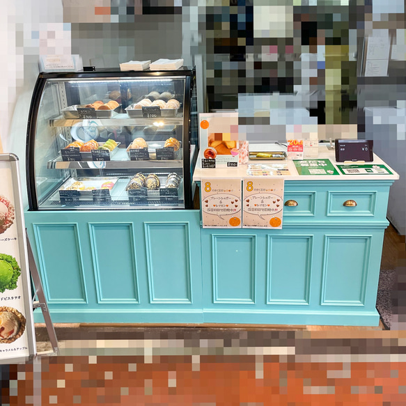 ケーキ屋さん お菓子屋さん向け 冷蔵ショーケースカウンターW2000 かわいいレジカウンター オーダーメイド店舗什器 