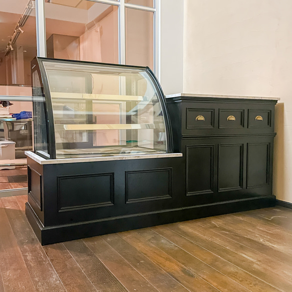 ケーキ屋さん お菓子屋さん向け 冷蔵ショーケースカウンターW2000 かわいいレジカウンター オーダーメイド店舗什器 