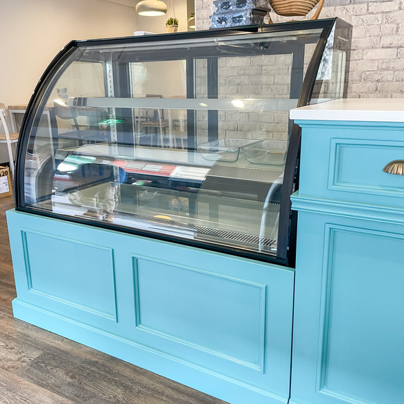 ケーキ屋さん お菓子屋さん向け 冷蔵ショーケースカウンターW2000 かわいいレジカウンター オーダーメイド店舗什器 