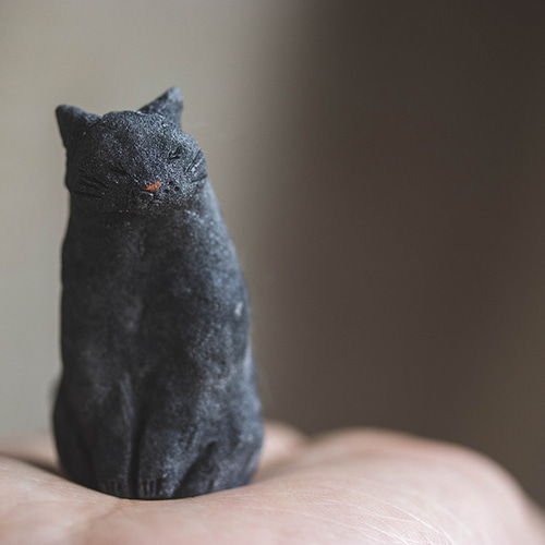 黒猫のアクリル画　龍ノツカイ 猫 絵画 黒猫 アクリル画 香月和夫 「光宿樹」 額付き : アート