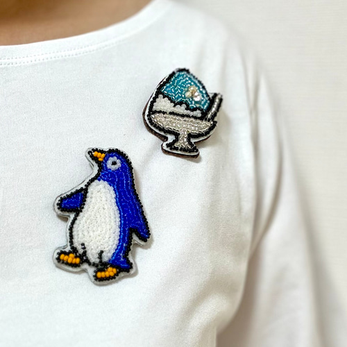 こり しろくまかき氷 ビーズ刺繍 ブローチ ハンドメイドアクセサリー
