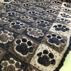 ウール100% 肉球ブランケット☆手編み 編み物 マット インテリア雑貨