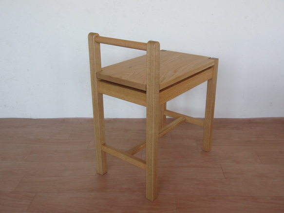 片手スツール、ナラ（ナチュラル） 