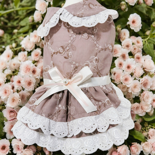 犬服ハンドメイド・レースWガーゼ苺・花柄・ワンピース （犬夏服