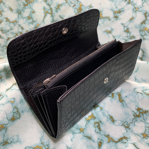 美品 ファイヤーバード シールスキン 財布 ラウンドジップ ブラック 美品 ファイヤーバード シールスキン 財布 ラウンドジップ ブラック
