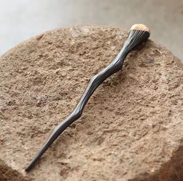 ハンドメイド かんざし 手作り 毒刺 木簪 紫檀 鹿の角 マジェステ 和装髪飾り ヘアアクセサリー 誕生日 記念日