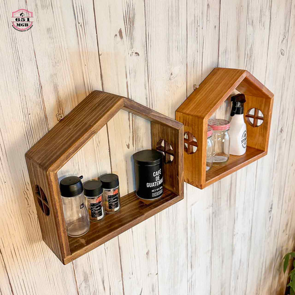 ♧窓のあるハウス型ウォールシェルフ カントリー・玄関・北欧