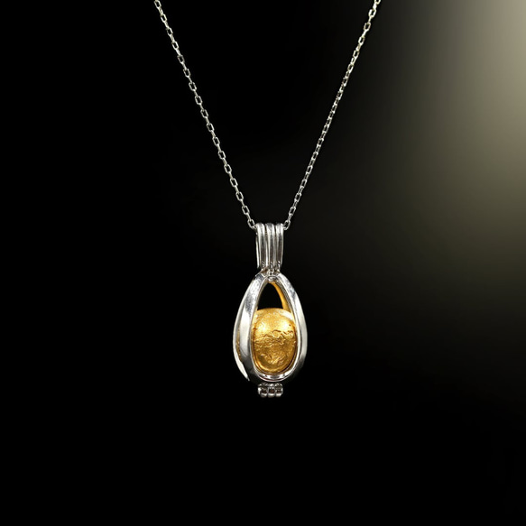 純金 『満月』モチーフ　約22g　特大　お守り【JUNGOLD】 