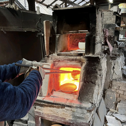 黒楽茶碗 0057 抹茶茶碗 手捻り 陶器 黒 手びねり 楽茶碗 半筒 筒形