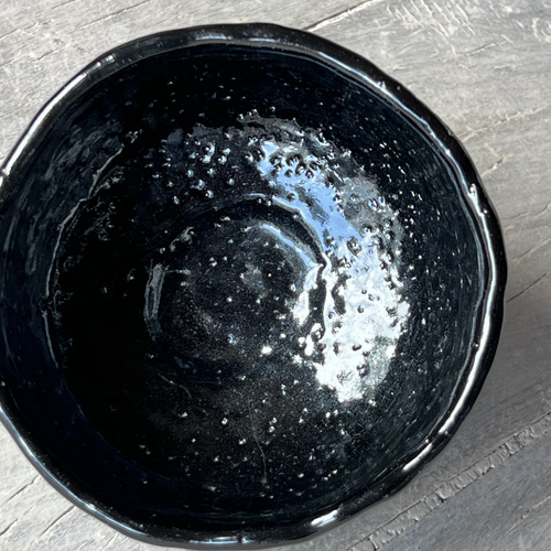 黒楽茶碗　手びねり　作家物　銘あり　抹茶茶碗　陶芸 Amazon.co.jp: 黒楽茶碗 手びねり 作家物 銘あり 抹茶茶碗 陶芸