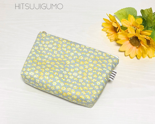 handmade! liberty patch ふんわりポーチ こんなの欲しかった！」を形に｜B6サイズのリバティパッチワーク