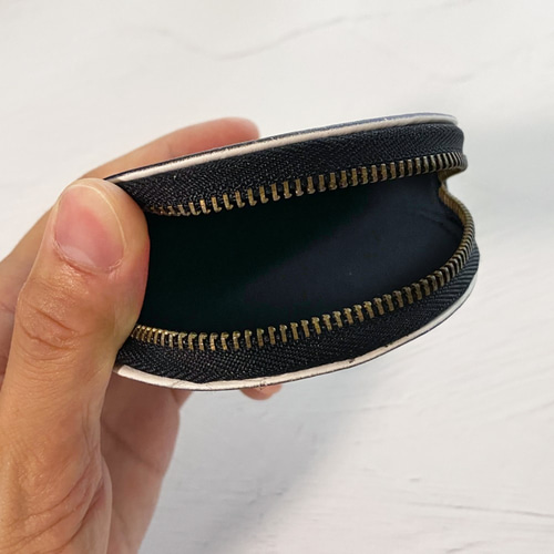 星空とファンタジーの本柄 小銭入れ・小物入れ / 財布 コインケース